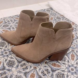 Vince Camino Pointed Toe Boot